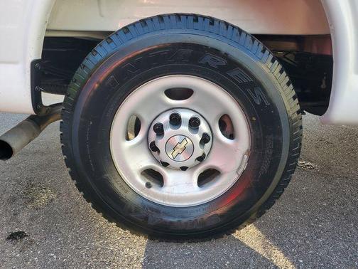 Summit White 2025 Chevrolet Express 2500 Work Van