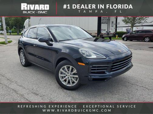 2022 Porsche Cayenne
