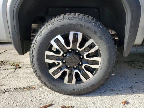 2025 GMC Sierra 2500 Denali Ultimate