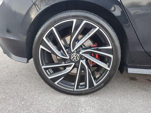 2022 Volkswagen Golf GTI 1.4T TSI