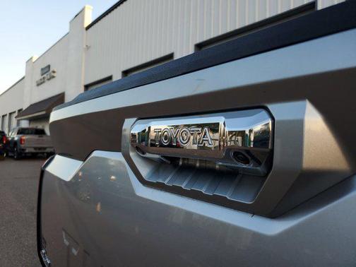 2024 Toyota Tundra Hybrid Limited