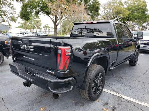 2025 GMC Sierra 2500 AT4