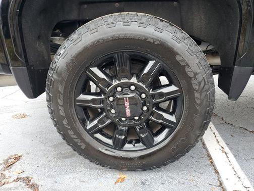 2025 GMC Sierra 2500 AT4