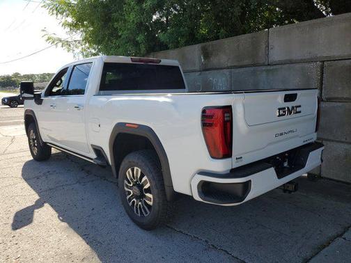 2025 GMC Sierra 2500 Denali Ultimate