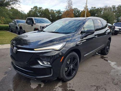 2023 Buick Enclave Essence FWD