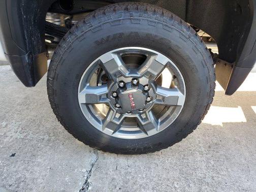 2025 GMC Sierra 2500 SLT