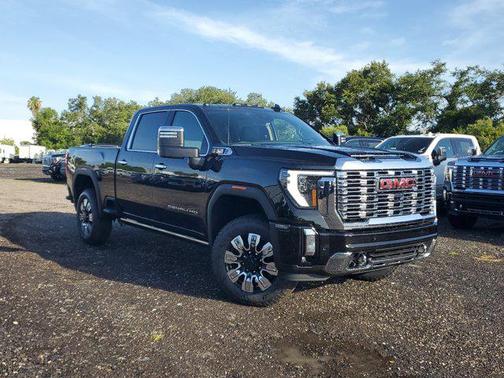 2025 GMC Sierra 2500 Denali