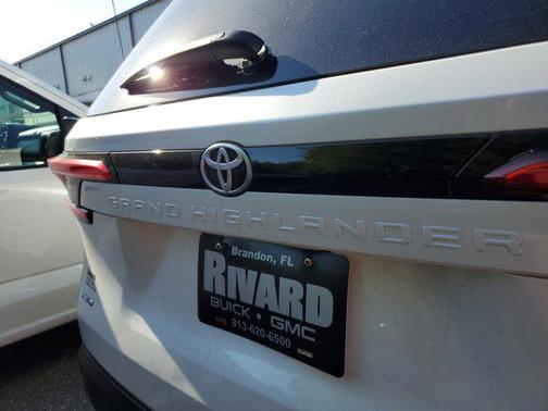 2024 Toyota Grand Highlander Limited