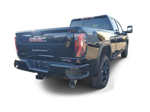 2025 GMC Sierra 2500 AT4