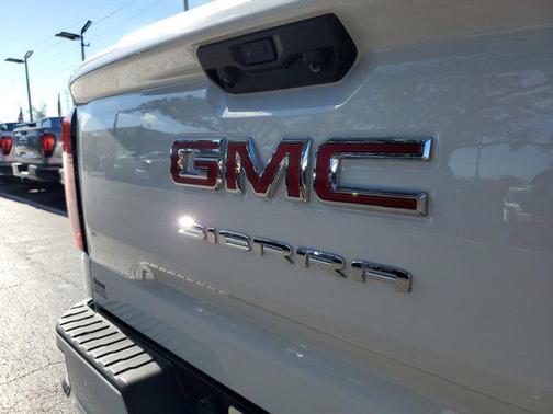 2025 GMC Sierra 1500 Pro