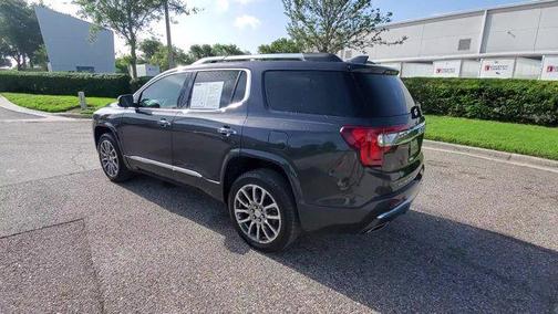 2023 GMC Acadia Denali