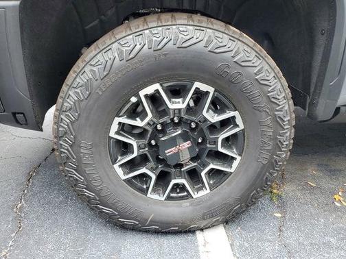 Sterling Metallic 2026 GMC Sierra 2500 AT4X