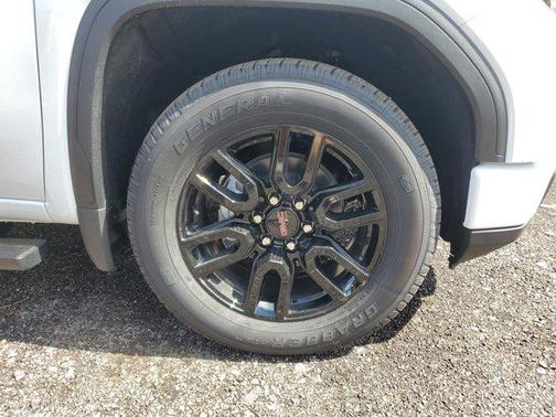 Summit White 2026 GMC Sierra 1500 Pro