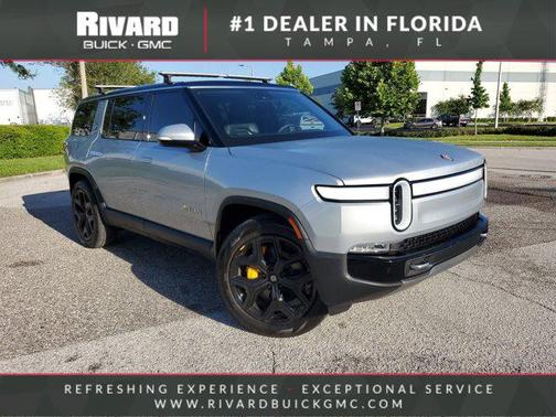 2023 Rivian R1S Adventure
