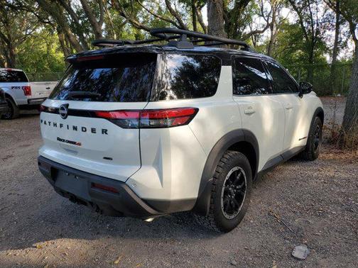 2024 Nissan Pathfinder Rock Creek 4WD