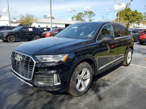2021 Audi Q7 45 Premium Plus