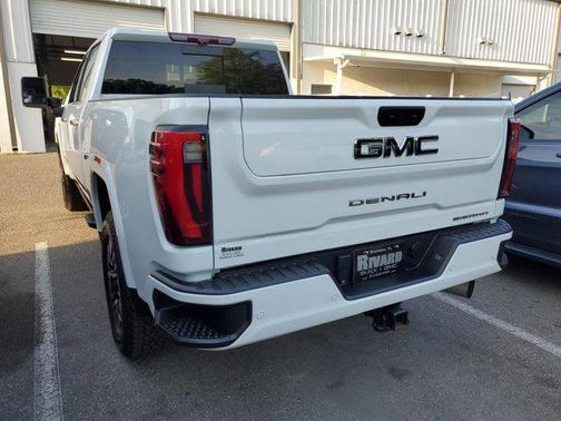 2024 GMC Sierra 2500 Denali Ultimate