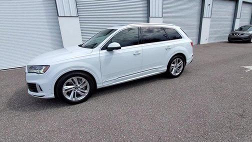 2023 Audi Q7 55 Prestige