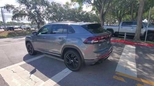2025 Volkswagen Atlas Cross Sport 2.0T SEL