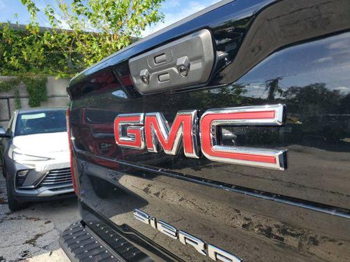 2025 GMC Sierra 2500 SLT