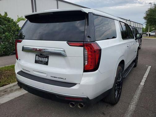 Summit White 2023 GMC Yukon XL Denali
