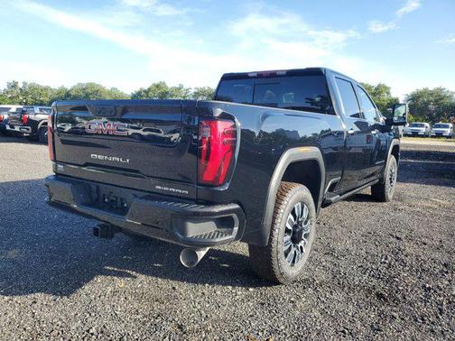 2025 GMC Sierra 2500 Denali