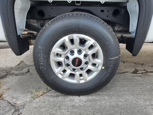 2026 GMC Sierra 2500 Base
