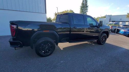 2024 GMC Sierra 2500 AT4