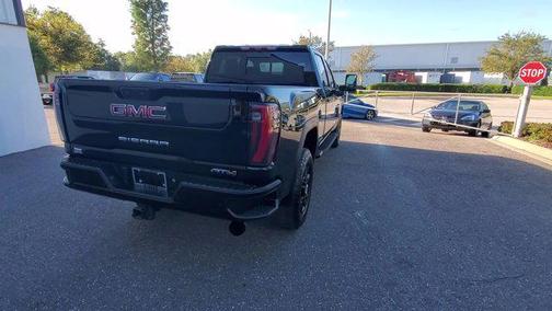 2024 GMC Sierra 2500 AT4