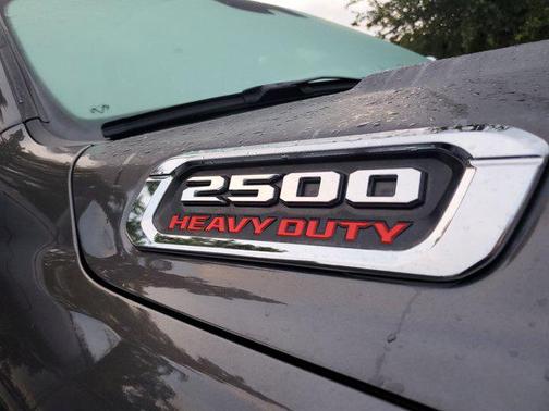 2024 RAM 2500 Laramie Crew Cab 4x4 6'4' Box