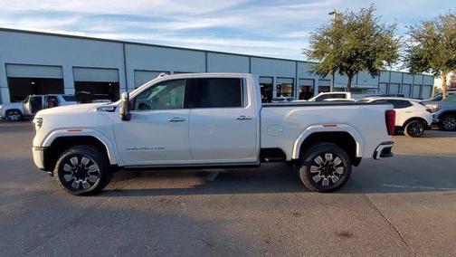 2024 GMC Sierra 2500 Denali