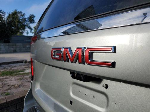 2026 GMC Yukon XL 2WD Elevation