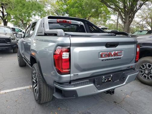 Sterling Metallic 2025 GMC Canyon AT4