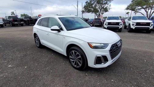2024 Audi Q5 45 S line Premium Plus