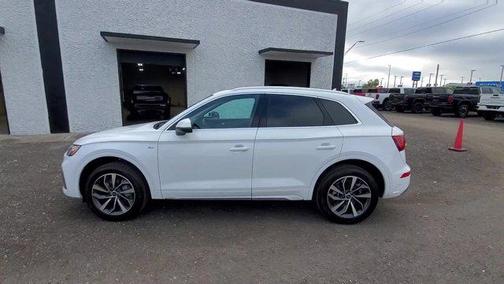 2024 Audi Q5 45 S line Premium Plus