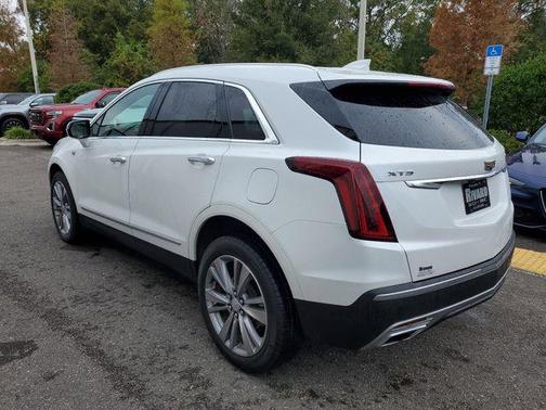 2023 Cadillac XT5 Premium Luxury