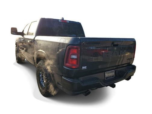 Diamond Black Crystal Pearlcoat 2025 RAM 1500 Big Horn/Lone Star