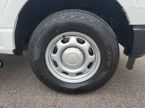 Oxford White 2023 Ford F-150 XL