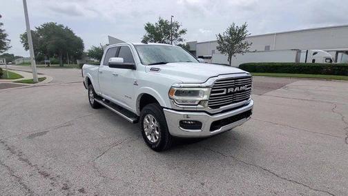 2022 RAM 2500 Laramie Crew Cab 4x4 6'4' Box
