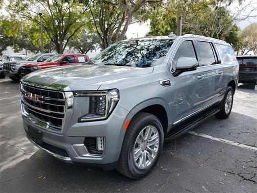 2024 GMC Yukon XL SLT