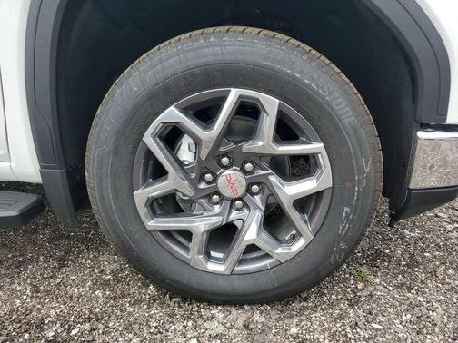 Summit White 2026 GMC Sierra 1500 SLT