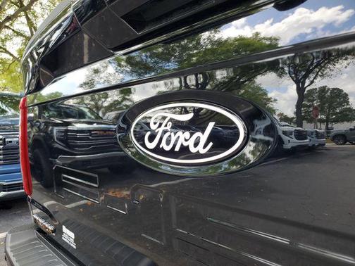 Agate Black Metallic 2025 Ford F-150 Tremor