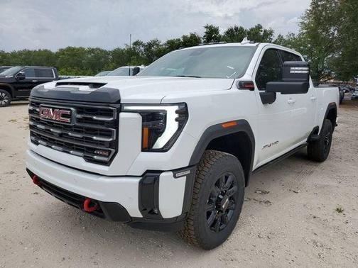 Summit White 2026 GMC Sierra 2500 AT4