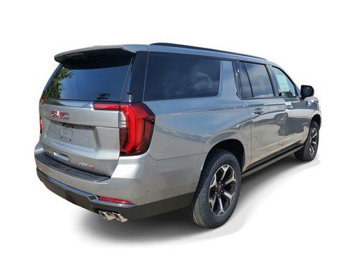 2025 GMC Yukon XL 4WD AT4