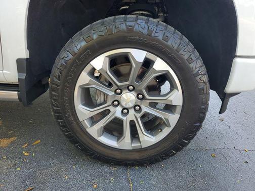 2023 Chevrolet Silverado 1500 High Country