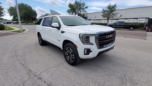 2023 GMC Yukon XL 4WD AT4