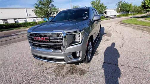 2023 GMC Yukon SLT