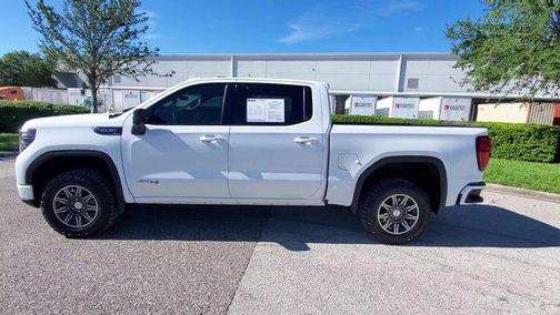 2024 GMC Sierra 1500 AT4