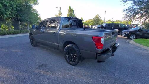2024 Nissan Titan SV