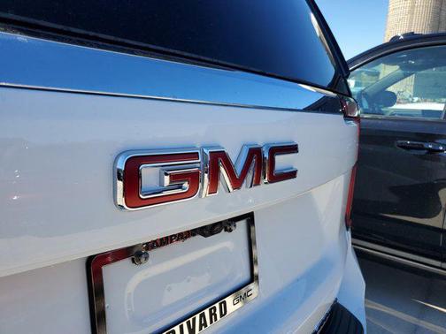 2026 GMC Yukon XL 2WD Elevation
